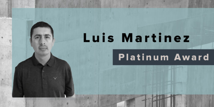 Luis Martinez platinum award card